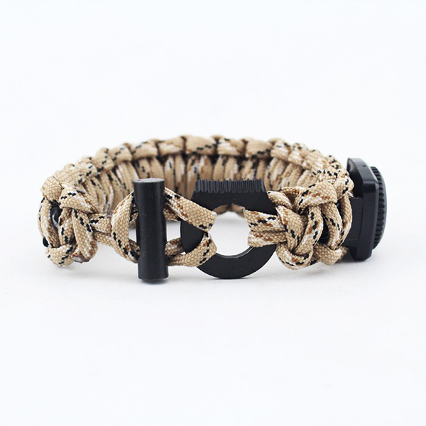 Multi-fuction paracord bracelet